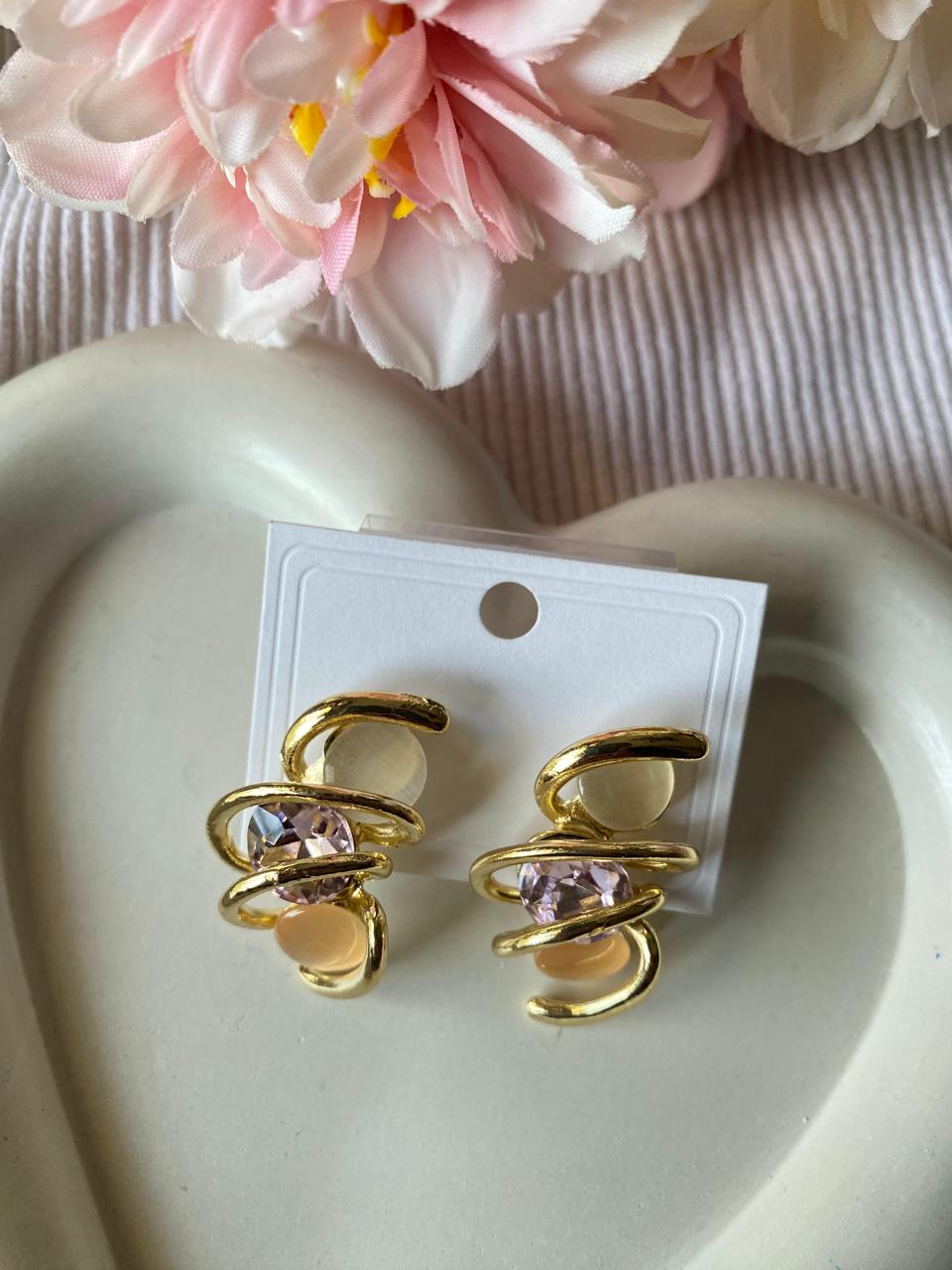 Spiral gems earrings