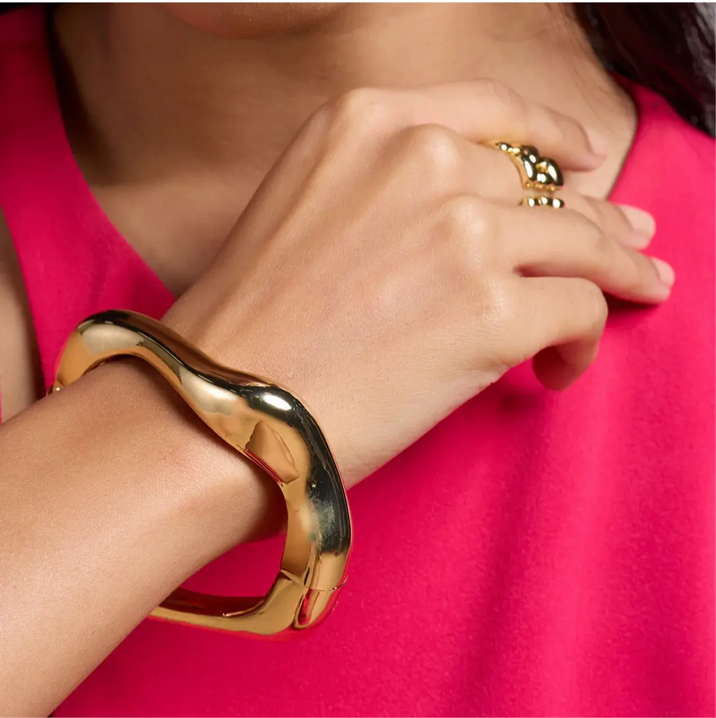 The Waveline Bracelet