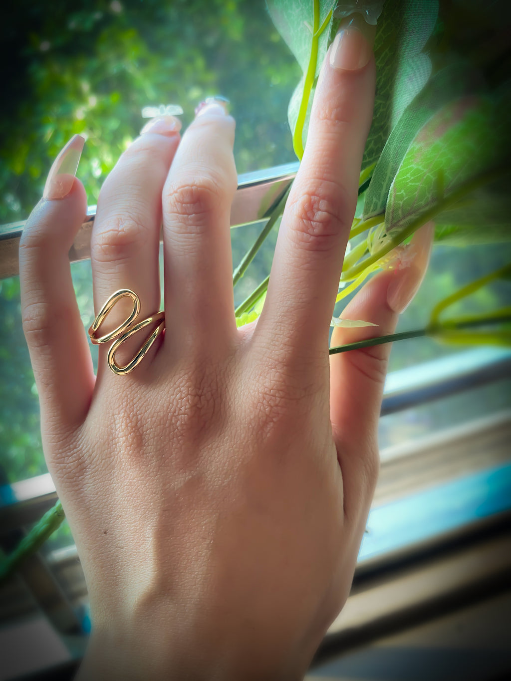 The Golden Leaf Ring