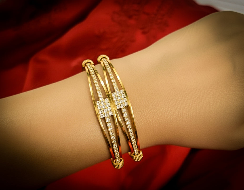 Arabian peninsula rhinestone gold plated bangles