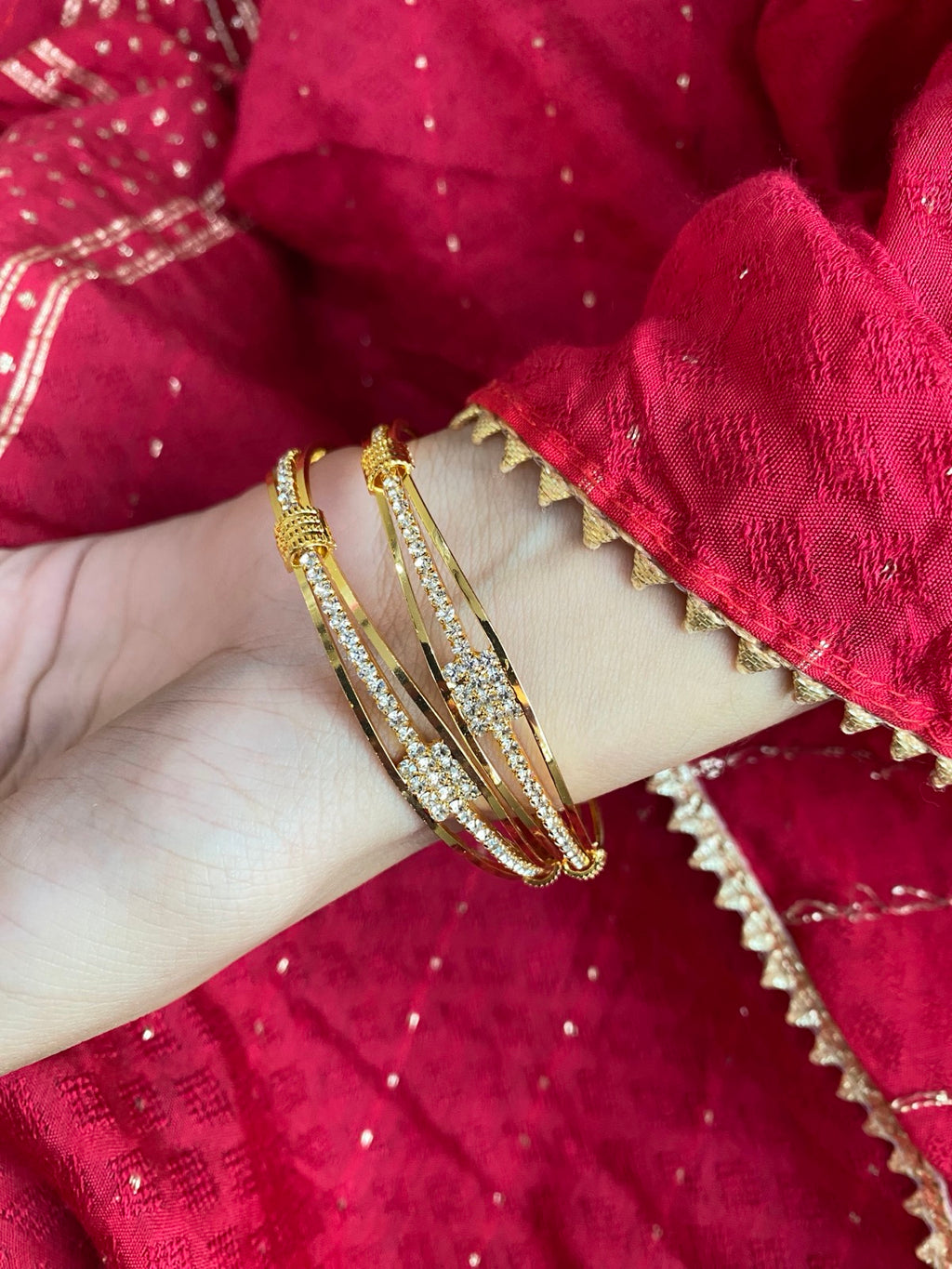 Arabian peninsula rhinestone gold plated bangles