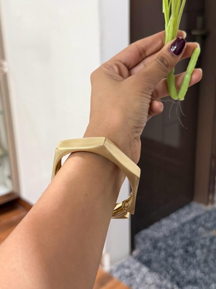 Premium Coiled Matte Elegance Bracelet